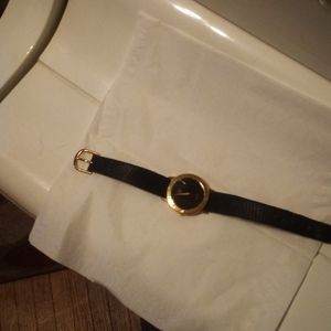 Authentic vintage Gucci watch 3001m 1980s